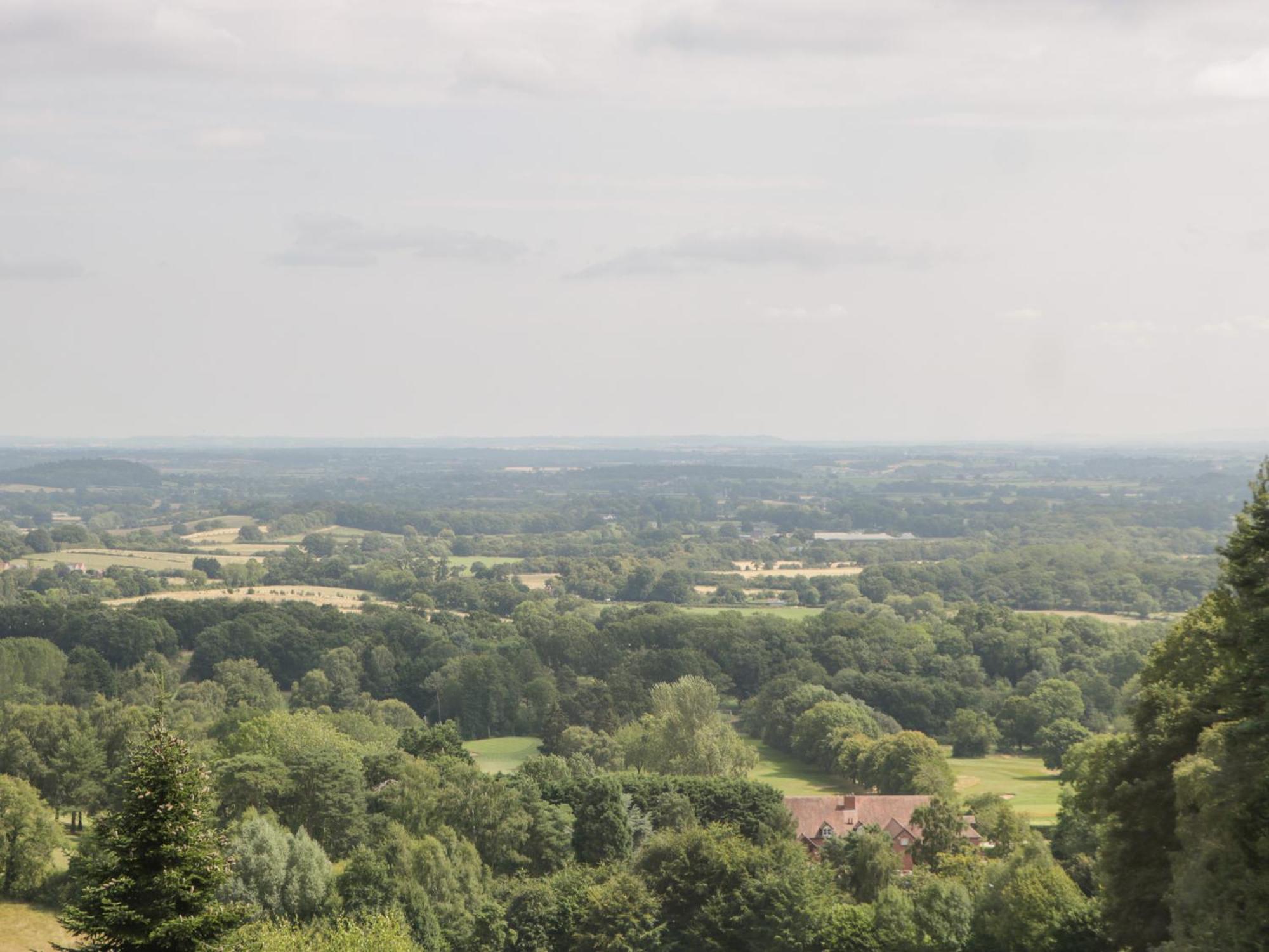 Amazing View Lägenhet Malvern Wells Exteriör bild